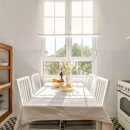 Colonial-style House In * La Laguna