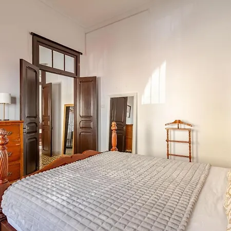 Colonial-style House In * La Laguna